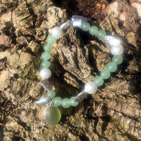 02_Sea stone jade and heart bracelet